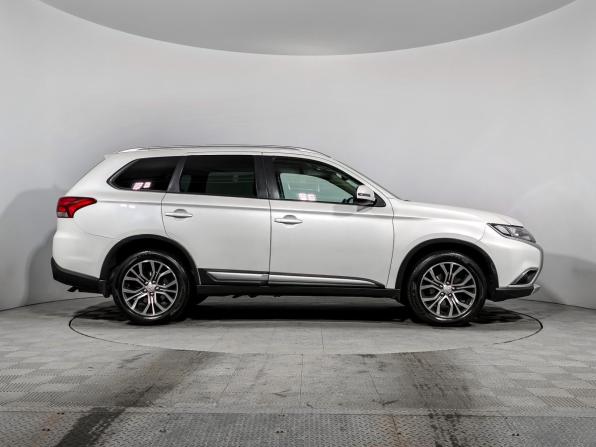 Mitsubishi Outlander III Рестайлинг 2 с пробегом 2017 года, цена 1 445 000 рублей, 225630 км, внедорожник, Автокод Объявления