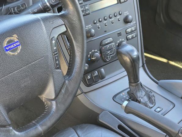 Volvo XC70 I Рестайлинг с пробегом 2007 года, цена 759 000 рублей, 309198 км, универсал, Автокод Объявления