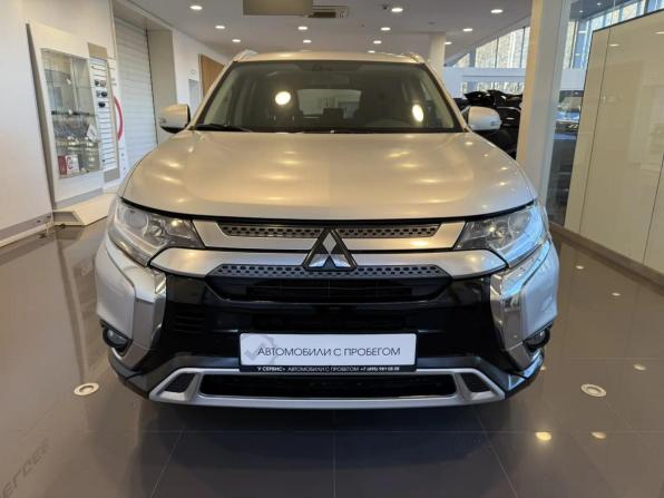 Mitsubishi Outlander III Рестайлинг 3 с пробегом 2019 года, цена 1 850 000 рублей, 188671 км, внедорожник, Автокод Объявления