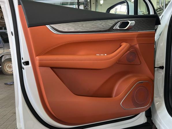 Geely Galaxy Starship 7 с пробегом 2026 года, цена 4 049 000 рублей, 5 км, внедорожник, Автокод Объявления