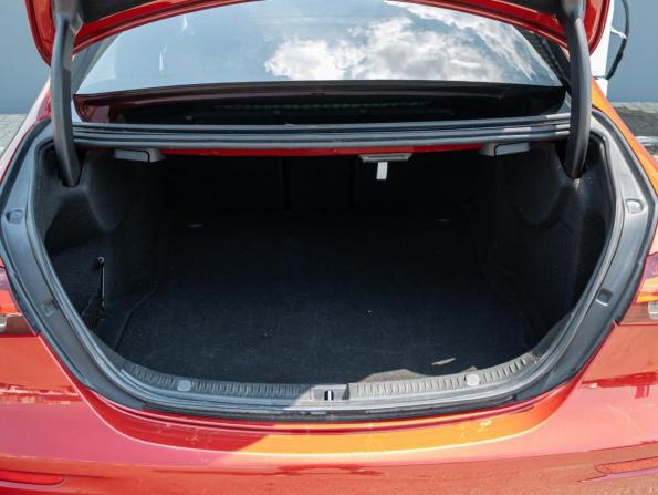 Mercedes-Benz E-Класс V (W213 S213 C238) Рестайлинг с пробегом 2020 года, цена 4 900 000 рублей, 55505 км, седан, Автокод Объявления