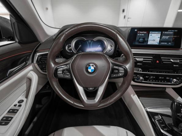 BMW 5 серии VII (G30/G31/G38) с пробегом 2017 года, цена 2 570 000 рублей, 145948 км, седан, Автокод Объявления