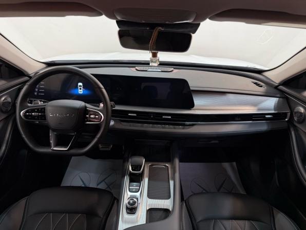 Chery Arrizo 8 с пробегом 2025 года, цена 2 499 000 рублей, 11902 км, седан, Автокод Объявления