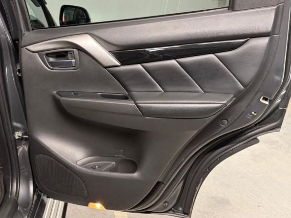 Mitsubishi Pajero Sport III с пробегом 2019 года, цена 3 070 000 рублей, 130767 км, внедорожник, Автокод Объявления