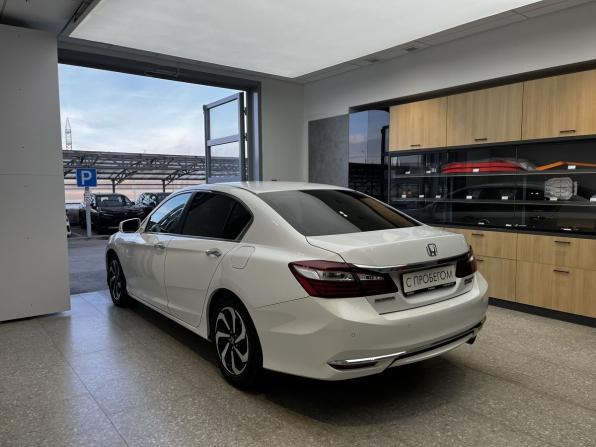 Honda Accord IX Рестайлинг с пробегом 2017 года, цена 1 960 000 рублей, 103000 км, седан, Автокод Объявления