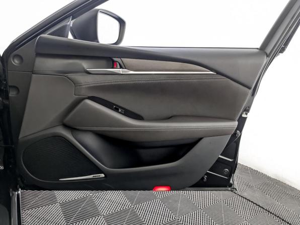 Mazda 6 III (GJ) Рестайлинг 2 с пробегом 2020 года, цена 2 700 000 рублей, 79335 км, седан, Автокод Объявления