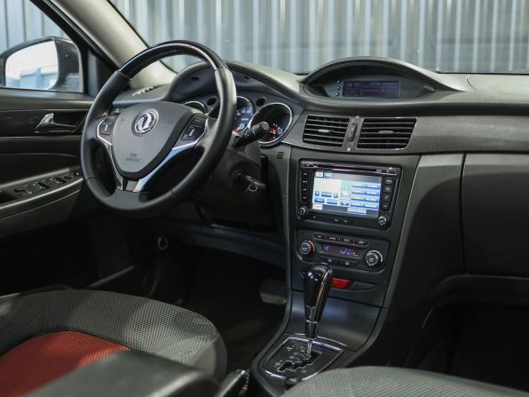 Dongfeng H30 Cross с пробегом 2015 года, цена 439 000 рублей, 187826 км, хэтчбек, Автокод Объявления
