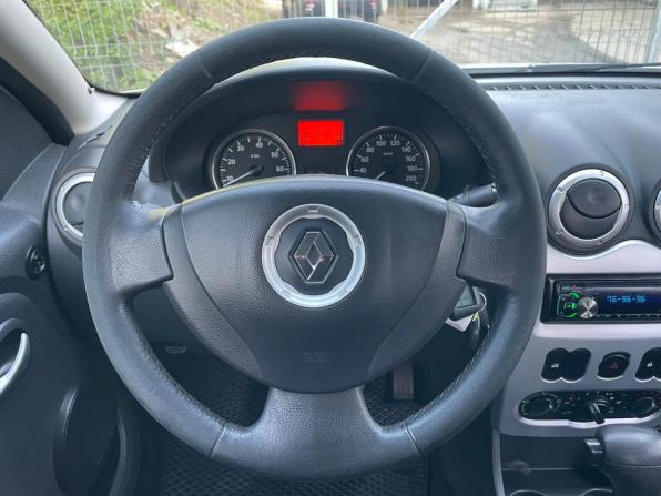 Renault Sandero I с пробегом 2014 года, цена 700 000 рублей, 160150 км, хэтчбек, Автокод Объявления