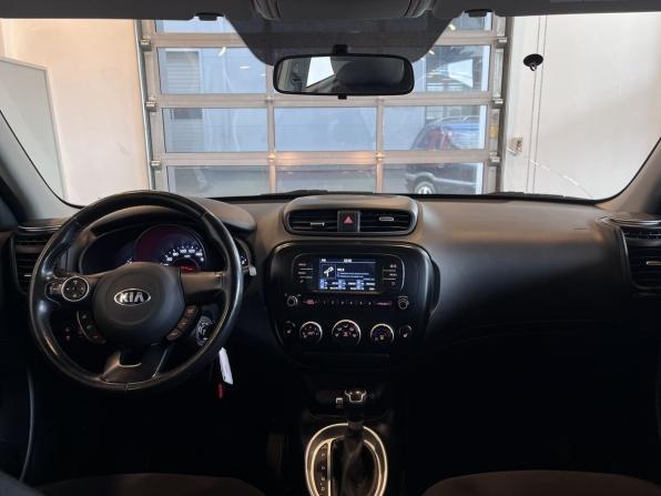 Kia Soul II Рестайлинг с пробегом 2018 года, цена 1 835 000 рублей, 76462 км, хэтчбек, Автокод Объявления