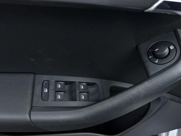 Skoda Octavia III (A7) Рестайлинг с пробегом 2019 года, цена 1 399 000 рублей, 189270 км, лифтбек, Автокод Объявления