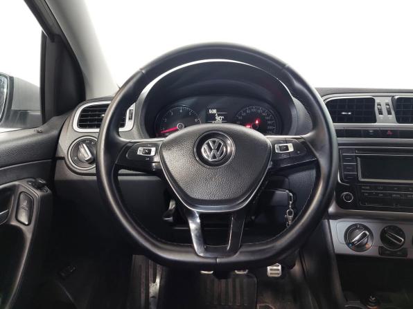 Volkswagen Polo V Рестайлинг с пробегом 2016 года, цена 970 000 рублей, 152028 км, седан, Автокод Объявления