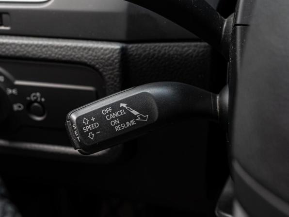 Volkswagen Touareg II с пробегом 2012 года, цена 1 860 000 рублей, 254571 км, внедорожник, Автокод Объявления