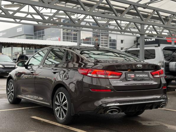 Kia Optima IV Рестайлинг с пробегом 2018 года, цена 1 745 000 рублей, 156000 км, седан, Автокод Объявления