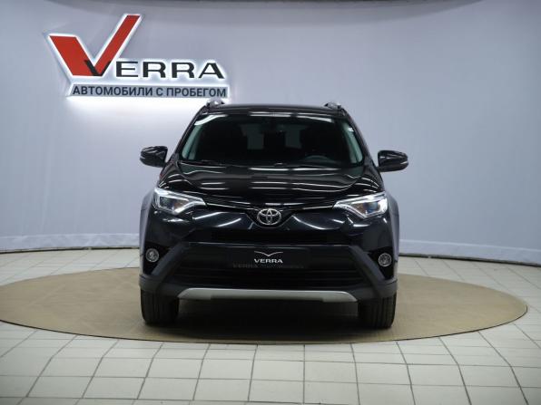 Toyota RAV4 IV (XA40) Рестайлинг с пробегом 2018 года, цена 2 350 000 рублей, 129902 км, внедорожник, Автокод Объявления