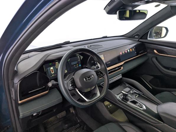 Geely Monjaro I с пробегом 2023 года, цена 3 075 000 рублей, 44990 км, внедорожник, Автокод Объявления