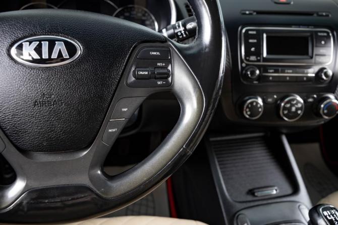 Kia Cerato III с пробегом 2014 года, цена 1 249 000 рублей, 197000 км, седан, Автокод Объявления