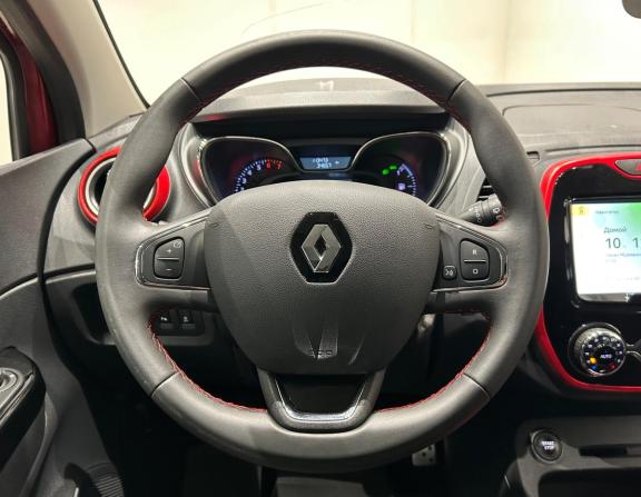 Renault Kaptur I с пробегом 2018 года, цена 1 199 000 рублей, 113473 км, внедорожник, Автокод Объявления