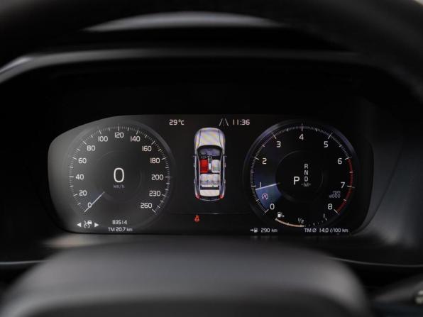 Volvo XC40 I с пробегом 2021 года, цена 3 849 000 рублей, 83514 км, внедорожник, Автокод Объявления