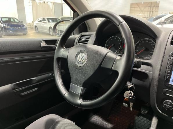 Volkswagen Golf V с пробегом 2008 года, цена 320 000 рублей, 332795 км, хэтчбек, Автокод Объявления