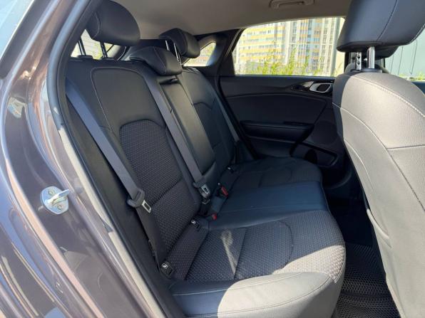 Kia Ceed III с пробегом 2019 года, цена 1 515 000 рублей, 109892 км, хэтчбек, Автокод Объявления