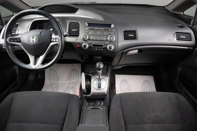 Honda Civic VIII с пробегом 2009 года, цена 779 000 рублей, 111500 км, седан, Автокод Объявления