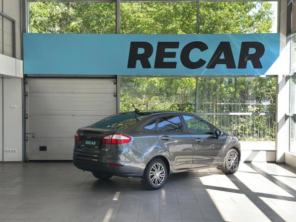 Ford Fiesta Mk6 Рестайлинг с пробегом 2018 года, цена 840 000 рублей, 115965 км, хэтчбек, Автокод Объявления