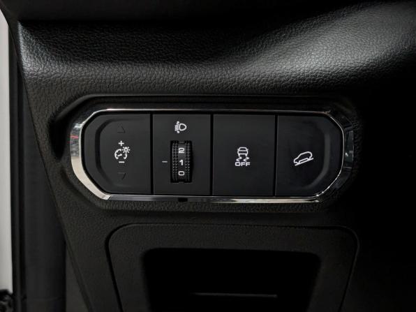 Haval Jolion I с пробегом 2023 года, цена 1 790 000 рублей, 33018 км, внедорожник, Автокод Объявления
