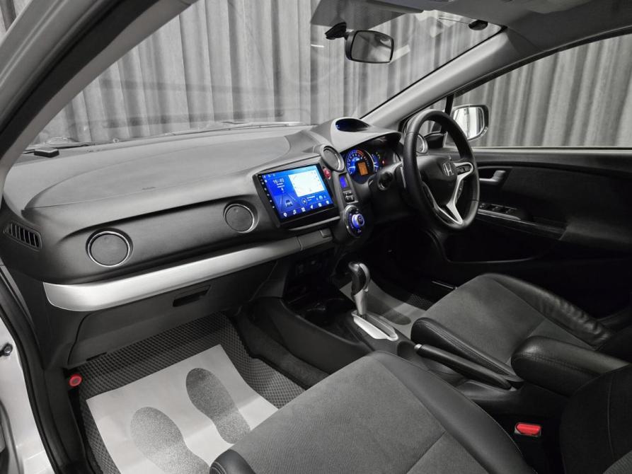 Honda Insight II Рестайлинг Красноярск  - изображение 15