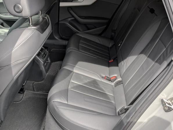 Audi A4 V (B9) Рестайлинг с пробегом 2022 года, цена 3 725 000 рублей, 61090 км, седан, Автокод Объявления