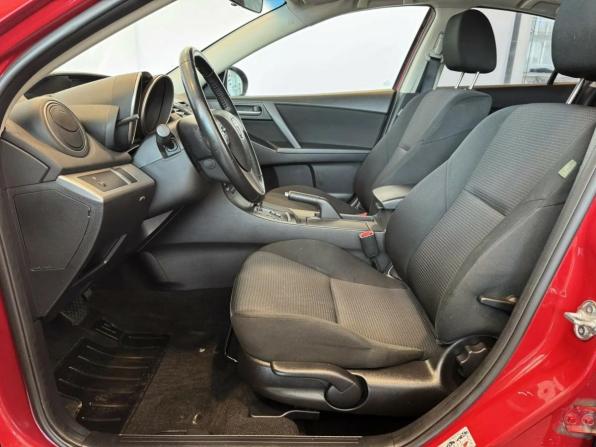 Mazda 3 II (BL) Рестайлинг с пробегом 2012 года, цена 879 000 рублей, 203857 км, седан, Автокод Объявления