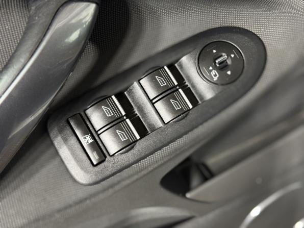 Ford Kuga I с пробегом 2012 года, цена 1 160 000 рублей, 153024 км, внедорожник, Автокод Объявления