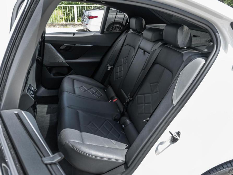 BMW 5 серии VIII (G60/G61/G68) Ставрополь  - изображение 15