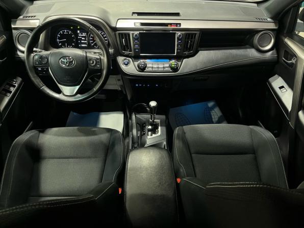 Toyota RAV4 IV (XA40) Рестайлинг с пробегом 2019 года, цена 2 590 000 рублей, 139830 км, внедорожник, Автокод Объявления
