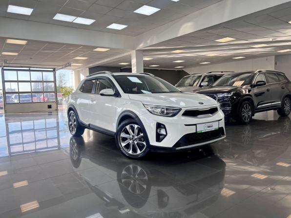 Kia Stonic I с пробегом 2018 года, цена 1 695 000 рублей, 156988 км, внедорожник, Автокод Объявления
