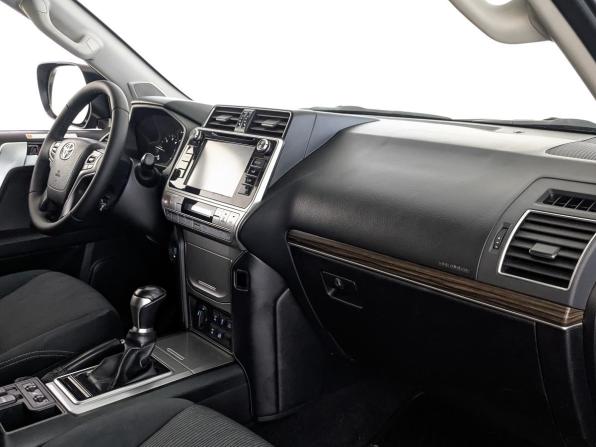 Toyota Land Cruiser Prado 150 Series Рестайлинг 2 с пробегом 2020 года, цена 4 685 000 рублей, 173638 км, внедорожник, Автокод Объявления