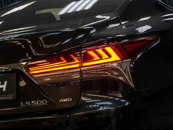 Lexus LS V с пробегом 2018 года, цена 5 300 000 рублей, 268568 км, седан, Автокод Объявления