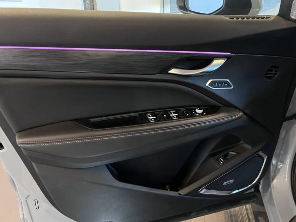 Geely Tugella I Рестайлинг с пробегом 2023 года, цена 2 990 000 рублей, 72256 км, внедорожник, Автокод Объявления