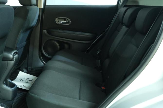 Honda Vezel I с пробегом 2014 года, цена 1 549 000 рублей, 129078 км, внедорожник, Автокод Объявления