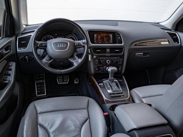 Audi Q5 I (8R) Рестайлинг с пробегом 2013 года, цена 2 200 000 рублей, 151612 км, внедорожник, Автокод Объявления