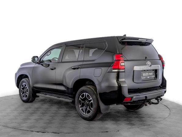 Toyota Land Cruiser Prado 150 Series Рестайлинг 2 с пробегом 2019 года, цена 4 650 000 рублей, 153000 км, внедорожник, Автокод Объявления