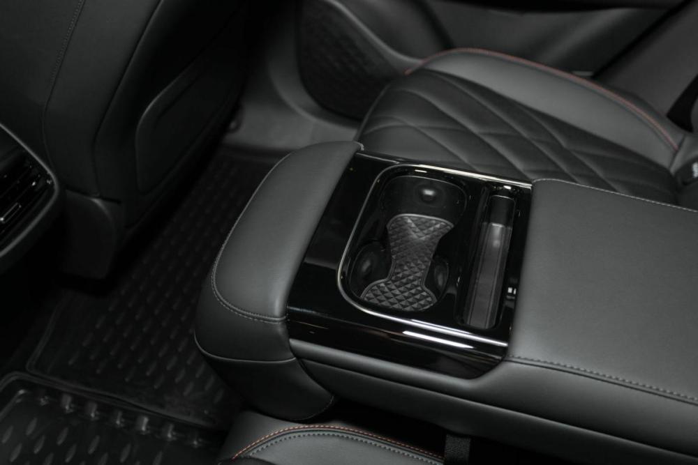 Changan Deepal S07 I Москва  - изображение 9