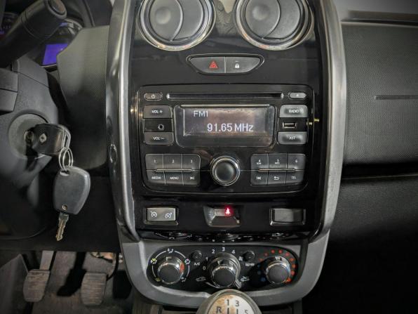 Renault Duster I Рестайлинг с пробегом 2015 года, цена 920 900 рублей, 249000 км, внедорожник, Автокод Объявления