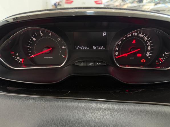 Peugeot 208 I с пробегом 2013 года, цена 800 000 рублей, 135000 км, хэтчбек, Автокод Объявления