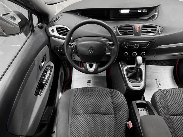 Renault Scenic III с пробегом 2011 года, цена 745 000 рублей, 187165 км, компактвэн, Автокод Объявления