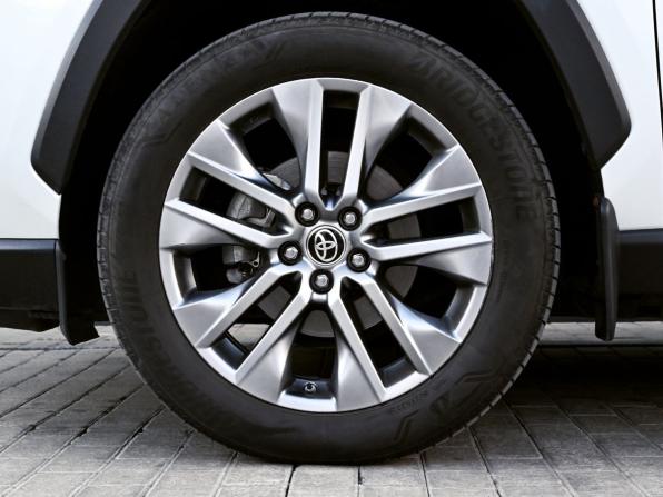 Toyota RAV4 V (XA50) с пробегом 2022 года, цена 3 950 000 рублей, 50186 км, внедорожник, Автокод Объявления