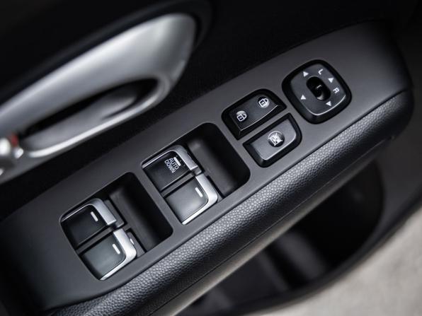 Kia Soul II Рестайлинг с пробегом 2018 года, цена 1 678 000 рублей, 139765 км, хэтчбек, Автокод Объявления