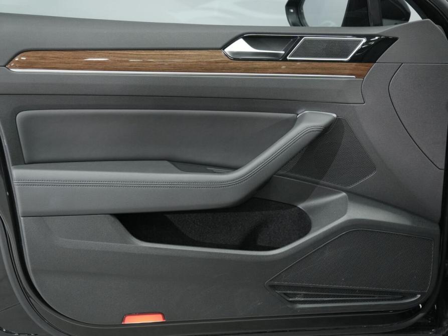 Volkswagen Passat B8 Новосибирск  - изображение 15