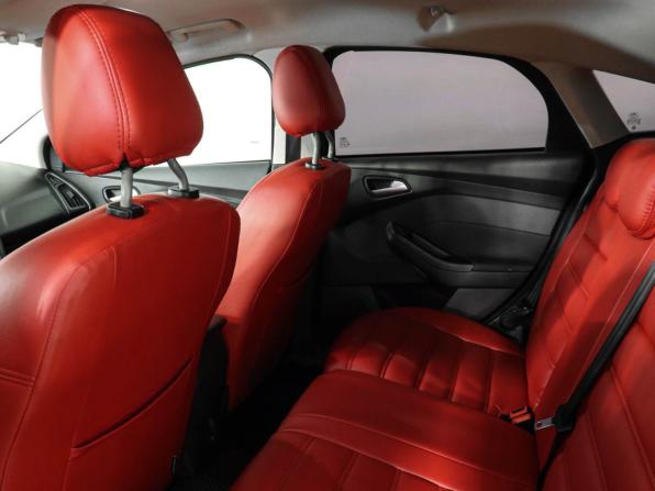Ford Focus III с пробегом 2013 года, цена 649 000 рублей, 151913 км, хэтчбек, Автокод Объявления