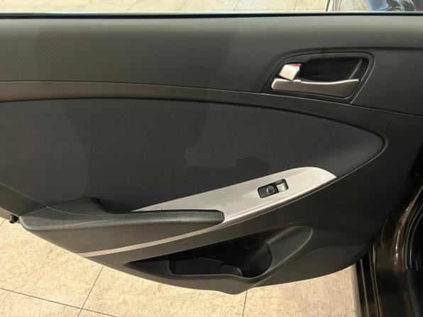 Hyundai Solaris I Рестайлинг с пробегом 2014 года, цена 919 000 рублей, 144854 км, седан, Автокод Объявления