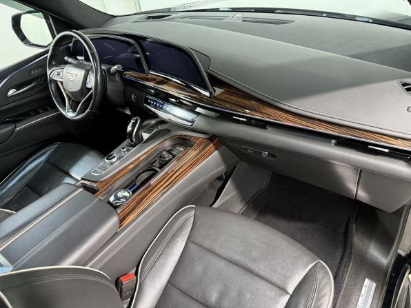 Cadillac Escalade V с пробегом 2021 года, цена 9 099 800 рублей, 99000 км, внедорожник, Автокод Объявления